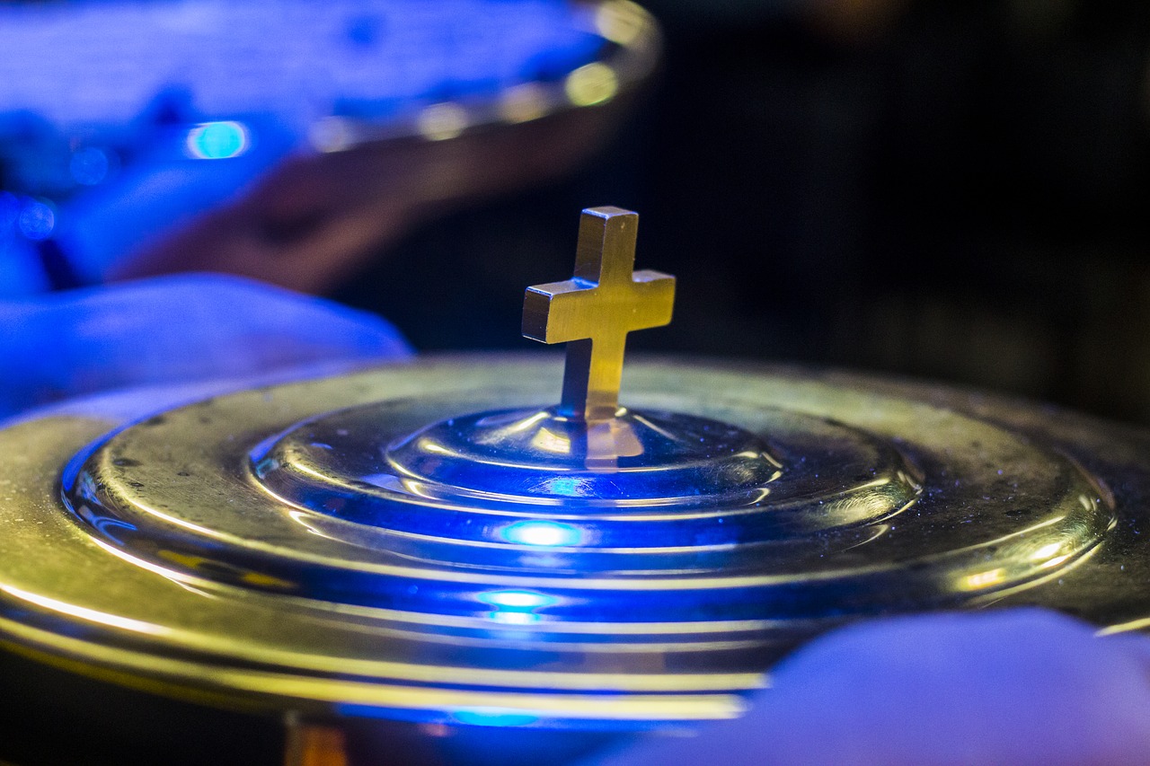 Read more about the article Wining And Dining At The Lord’s Table